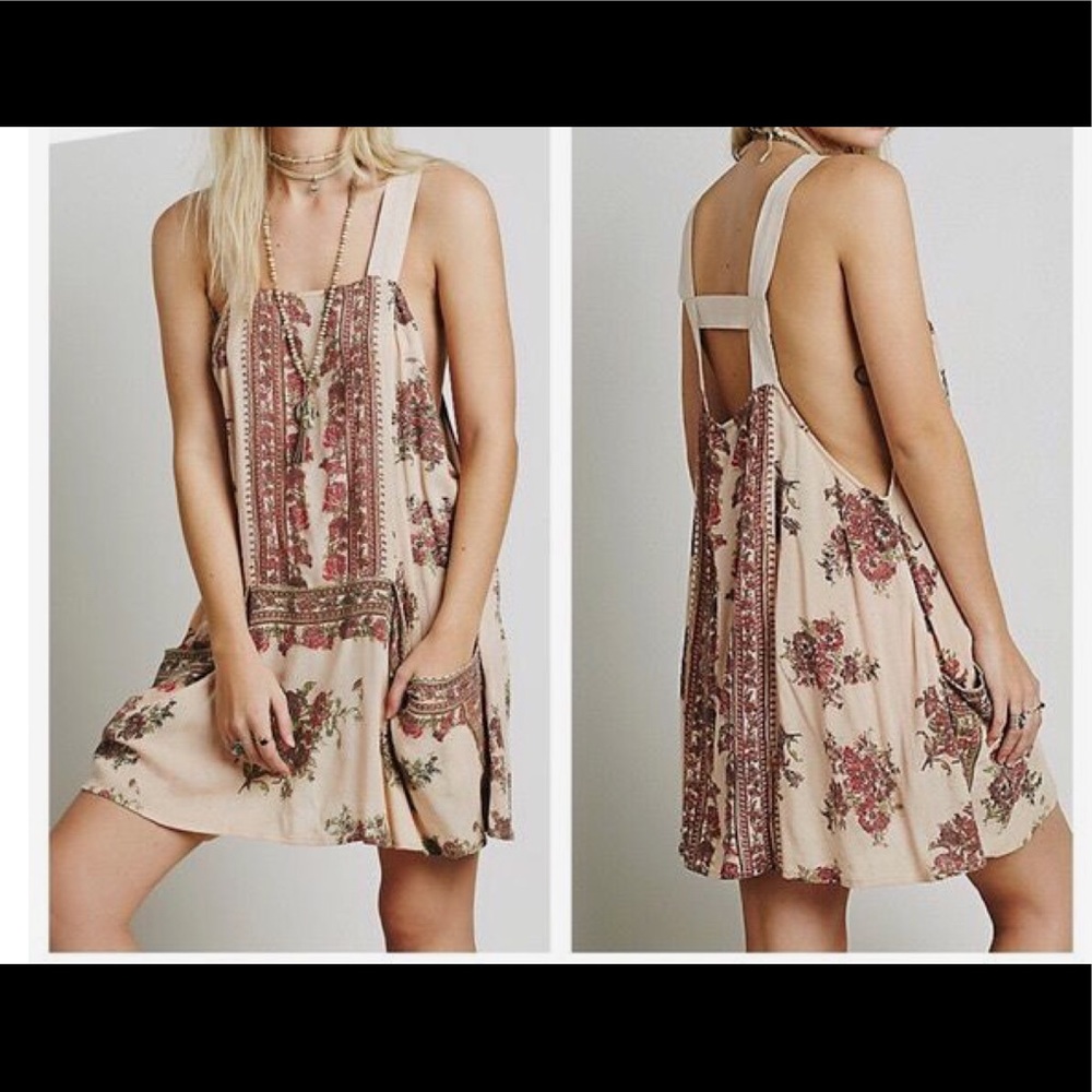 FREE PEOPLE 🌻 apron style dress